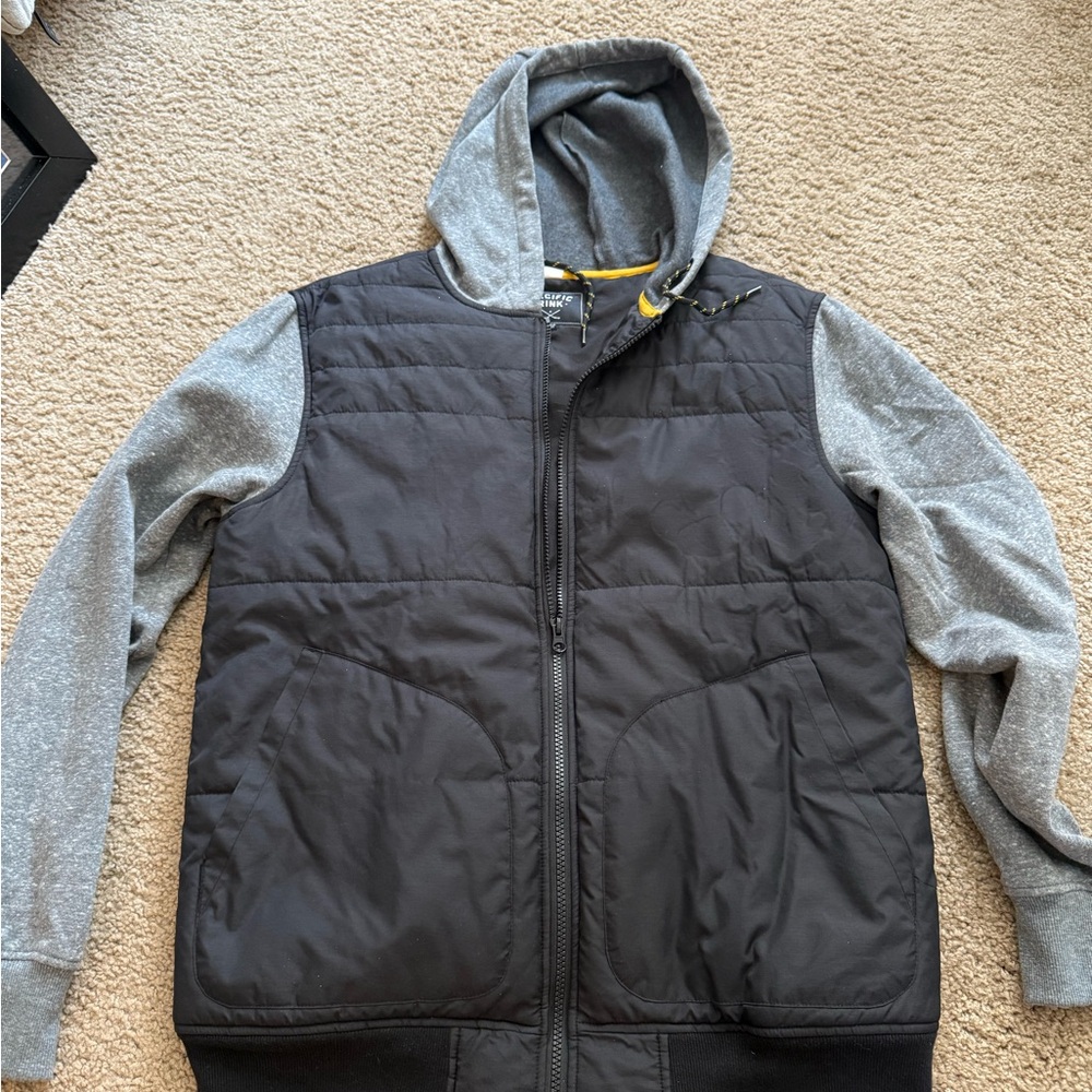 Pacific Rink Men's Black and Gray Hooded Jacket